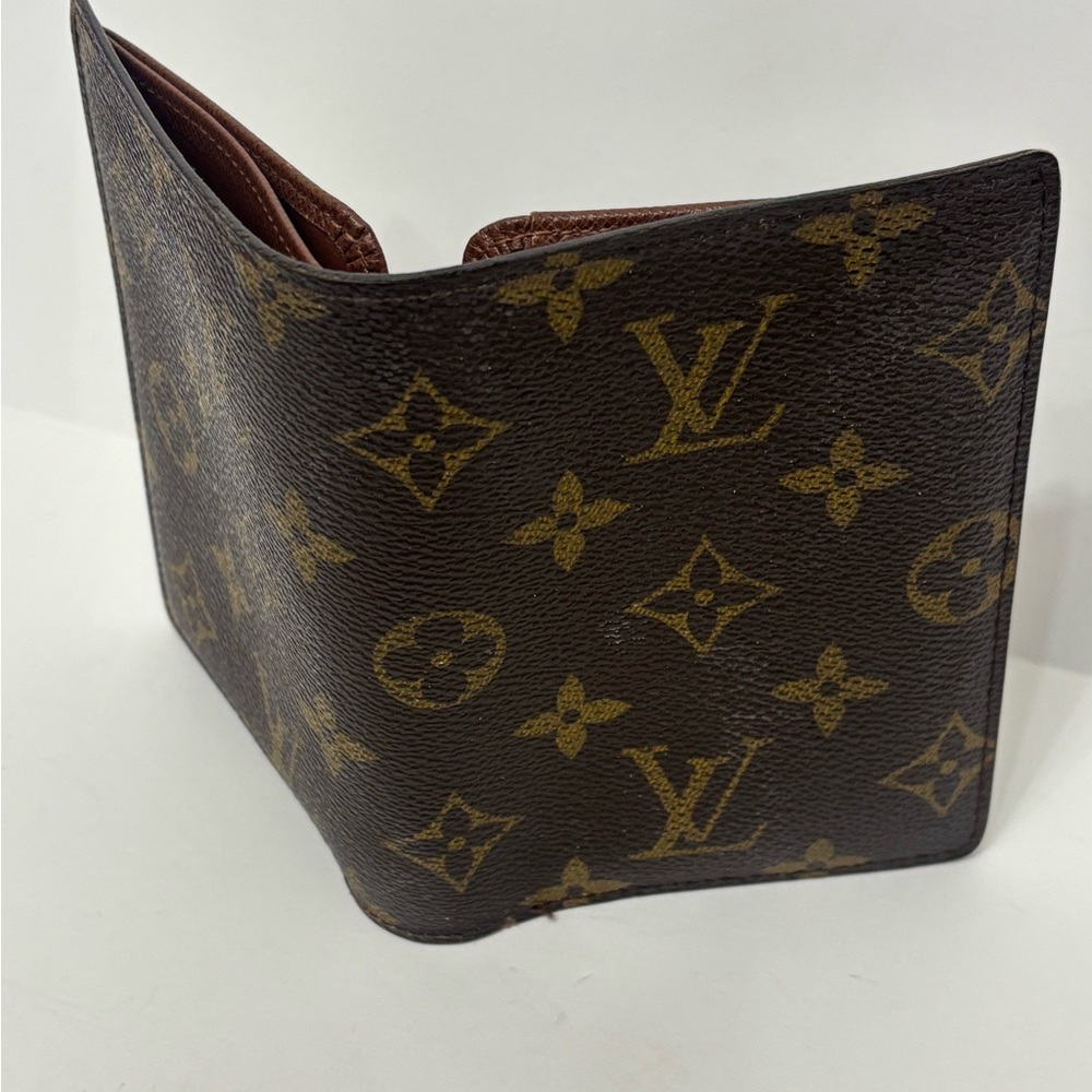 Authentic Louis Vuitton Monogram Bifold Wallet w/ COA Made in France - Picture 14 of 15